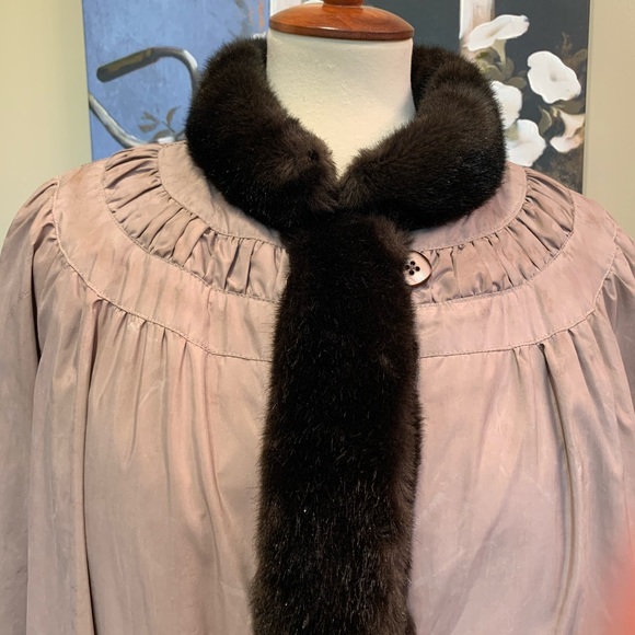 Vintage Sportowne futur  faux  fur reversible coat - Picture 12 of 12